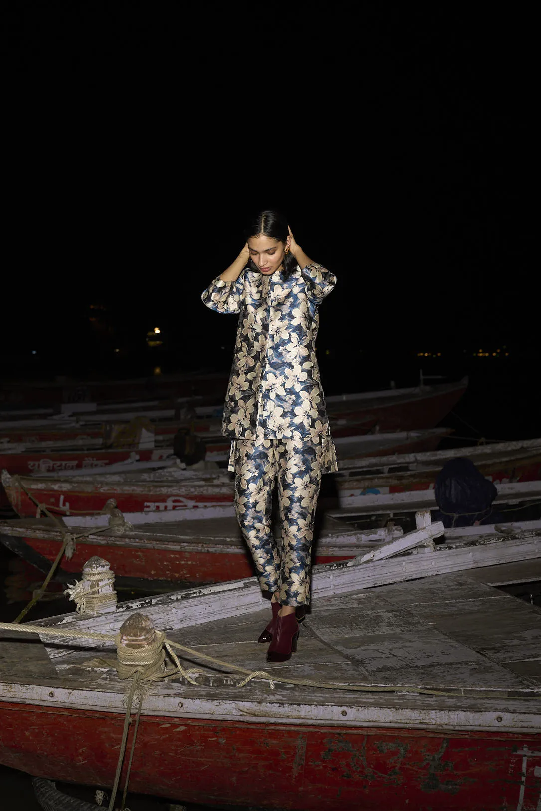 Brocade High/Low Set