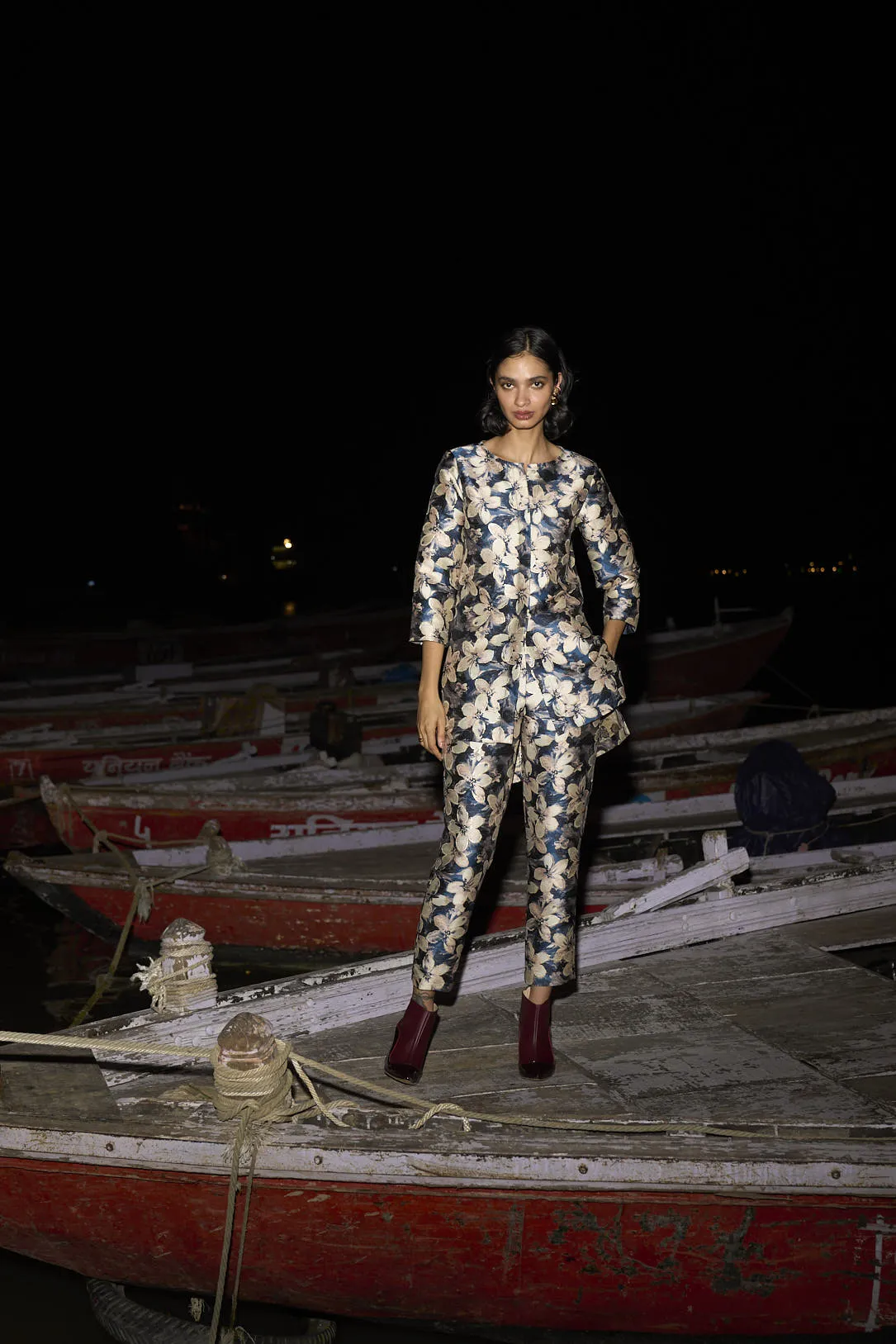 Brocade High/Low Set