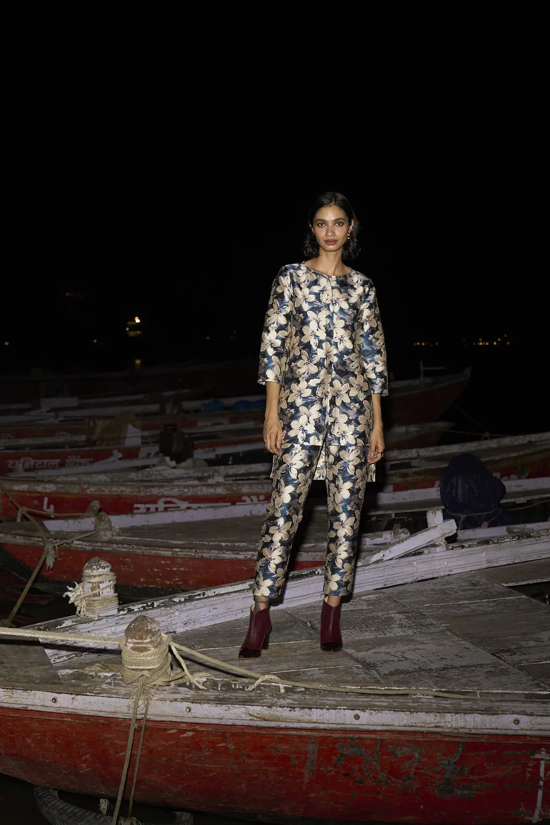 Brocade High/Low Set