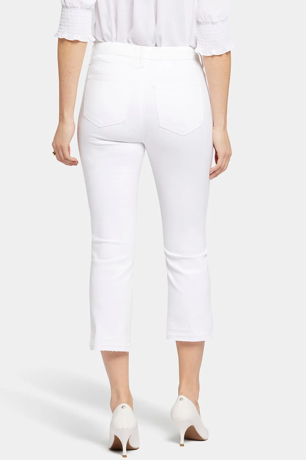 Chloe Capri Jeans In Petite - Optic White