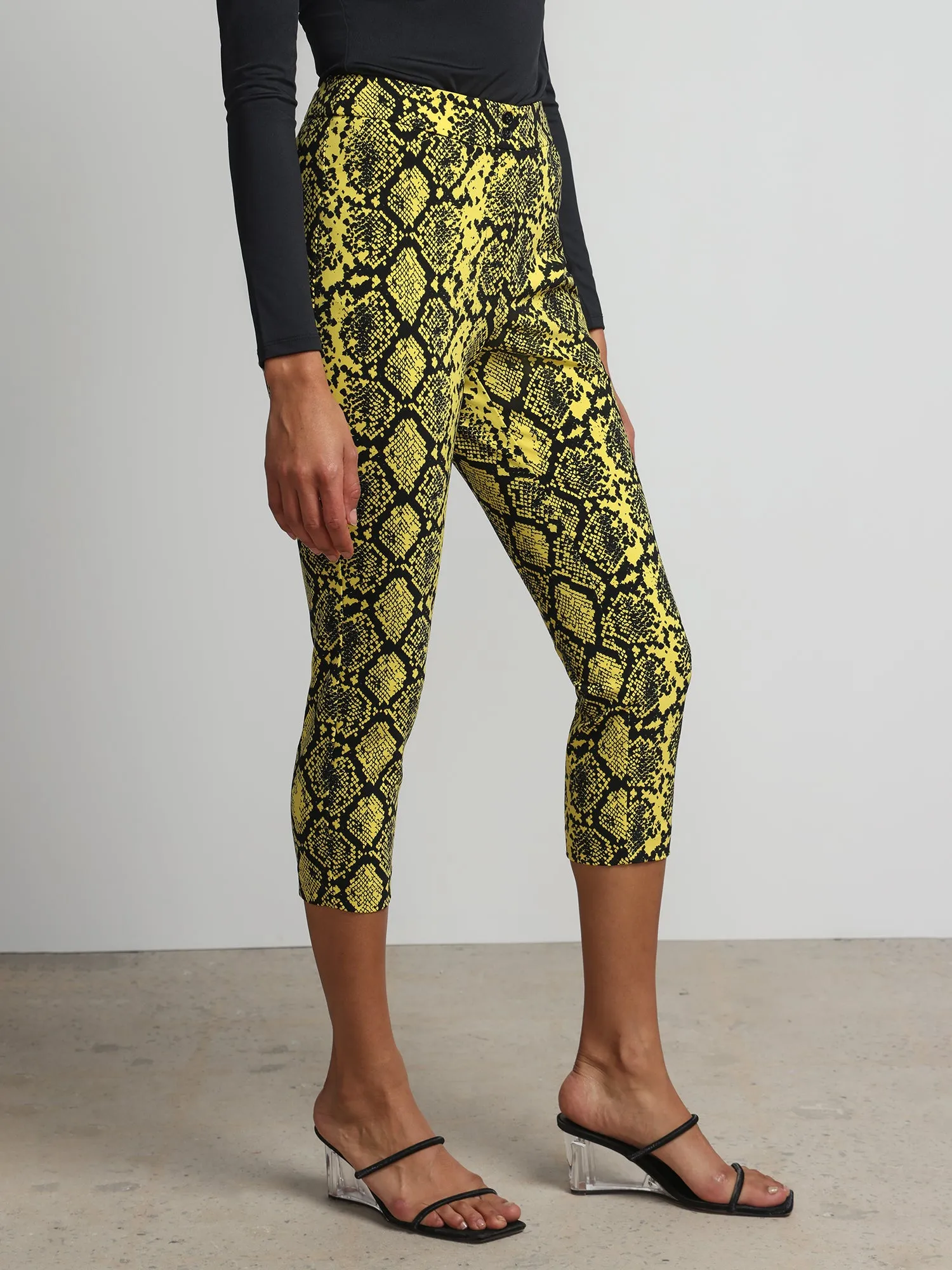 Tall Snake Print High Rise Slim-Leg Capri Pant - Fit To Flatter