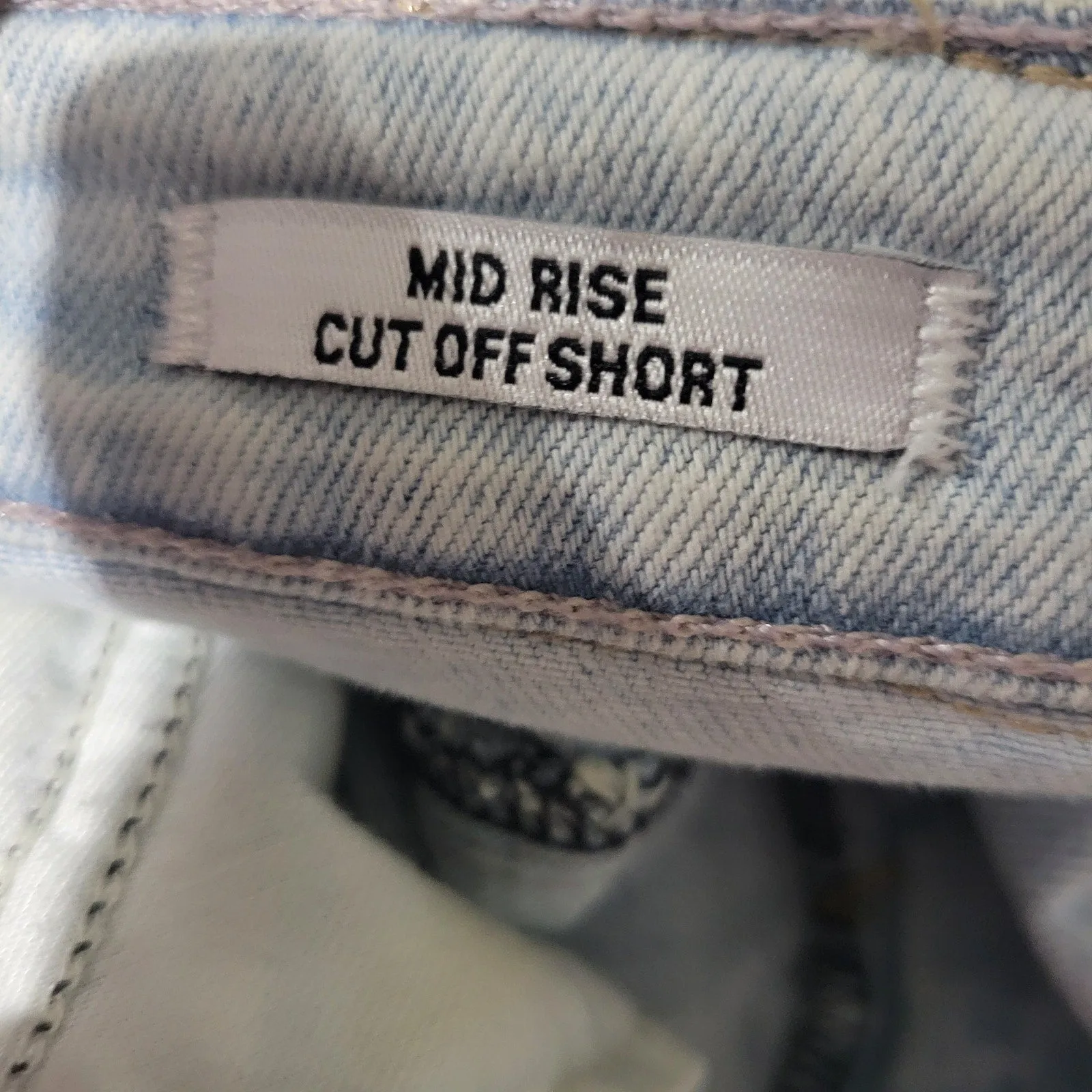 True Religion Jean Shorts Light Blue Bermuda Jorts Mid Rise Cutoff Big T Stretch Raw Hem Size 27