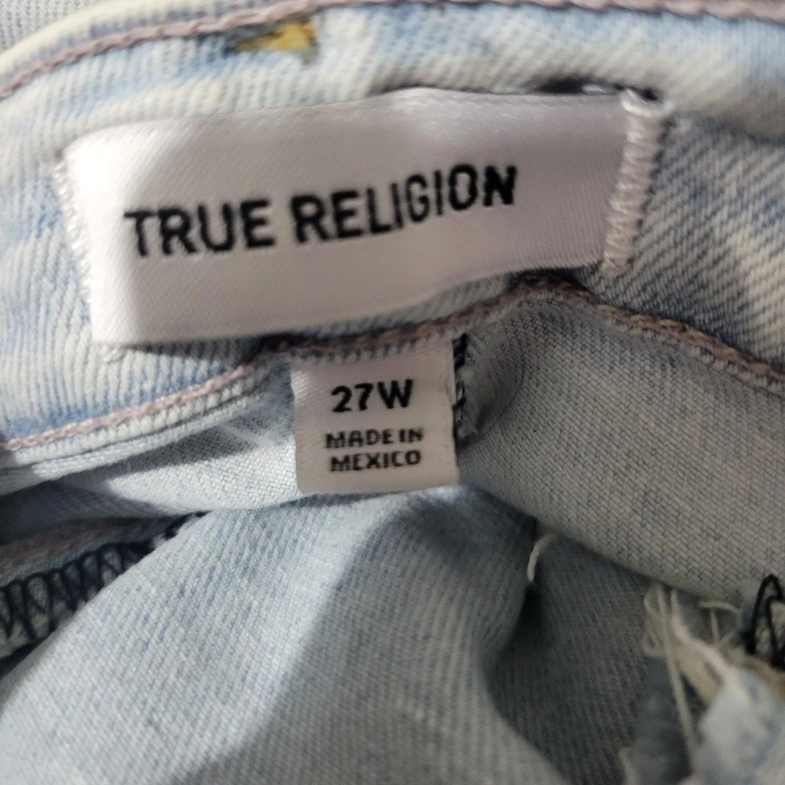True Religion Jean Shorts Light Blue Bermuda Jorts Mid Rise Cutoff Big T Stretch Raw Hem Size 27
