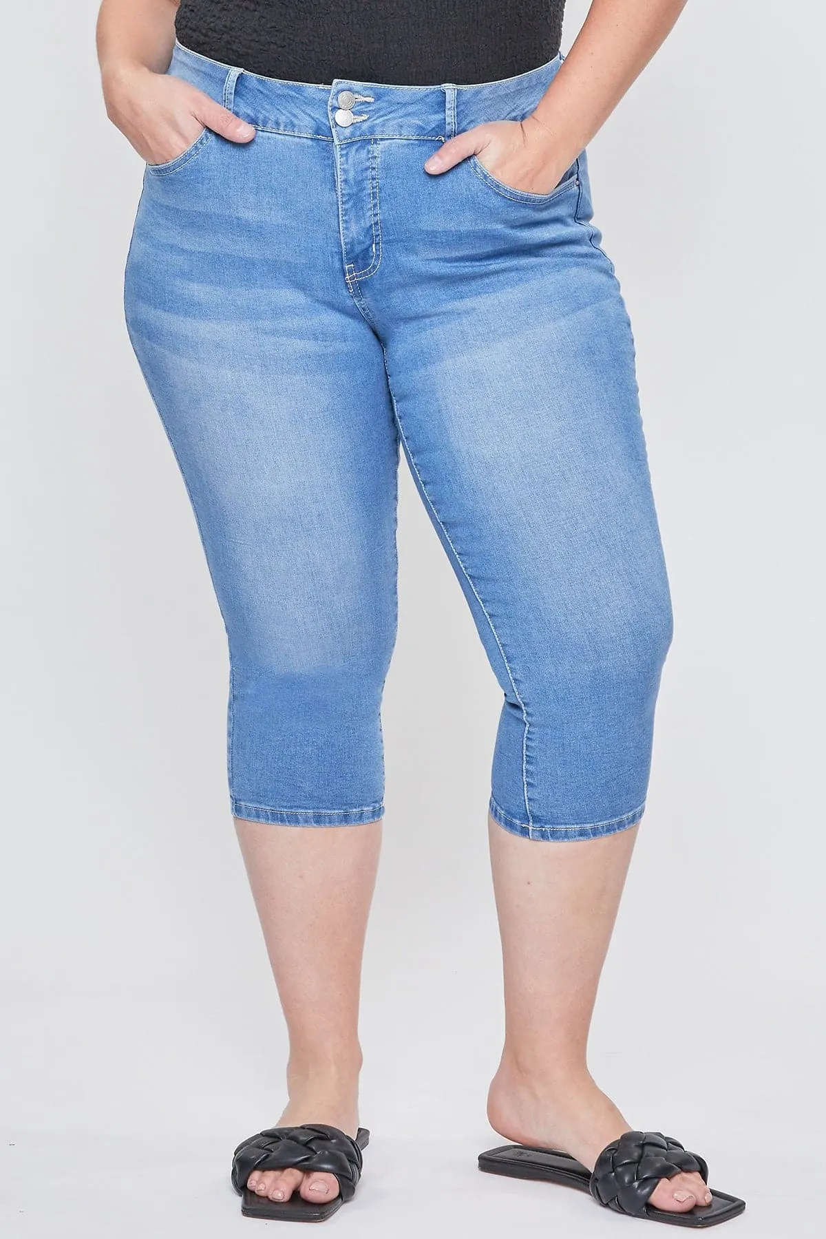 Women´s Plus High-Rise 2 Button Capri